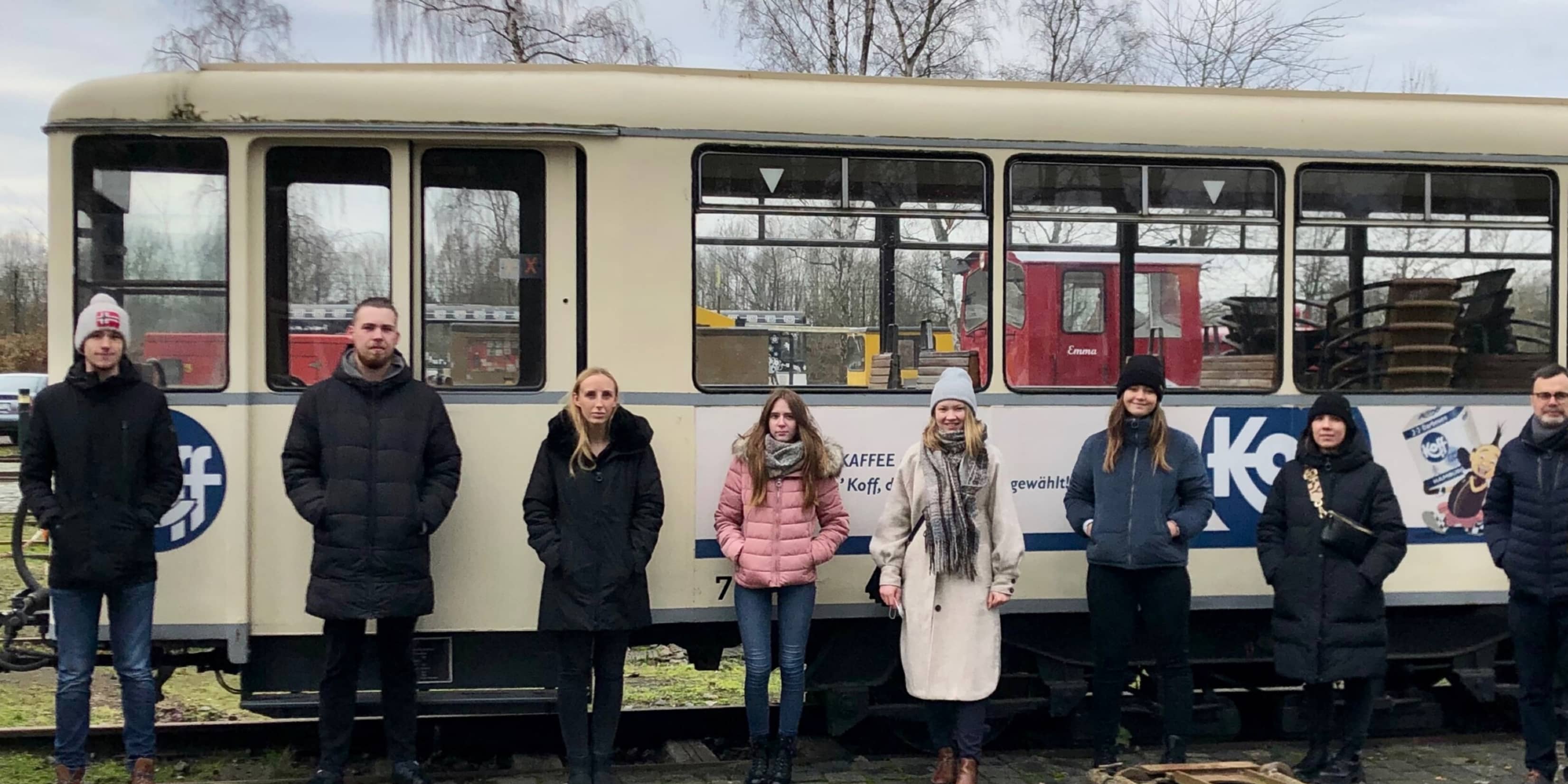Praxispartner werden IU Duales Studium